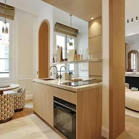 L'elixir Apartment *
